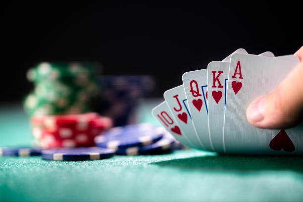 Golden Toad live dealer table broadcast on mobile phone